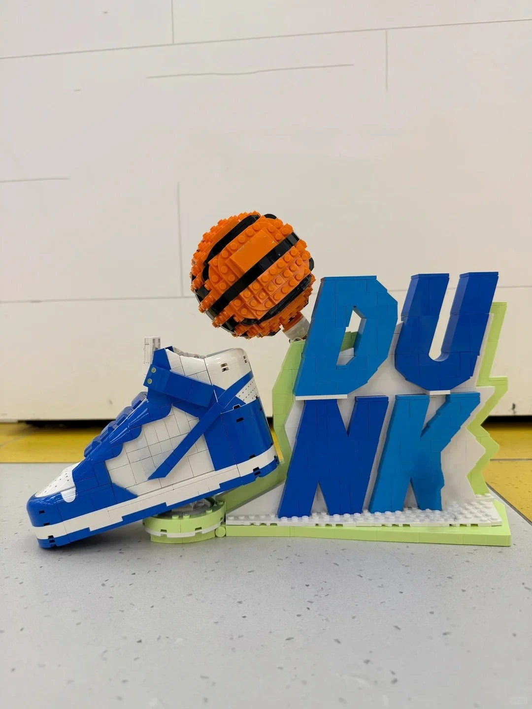 2025 حذاء رياضي جديد 43008 نموذج بنة مجموعات متوافقة مع جزيئات ليغو مناسبة لهدايا عيد الميلاد #6