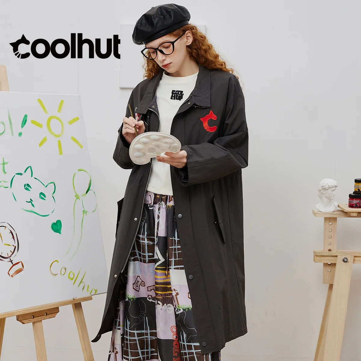 COOLHUT 여성용 2025 아메리칸 칼리지 스타일 트렌치 코트 중간 길이 루즈핏 레터 포켓 더블 지퍼 캐주얼 가을 자켓