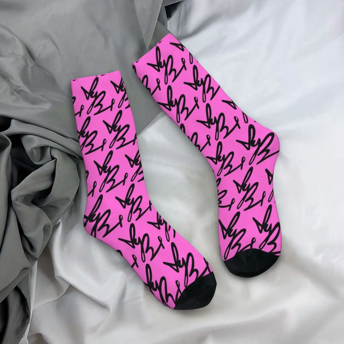 All Seasons Yungblud Autograph (Pink And Black) Socks Harajuku Sport Middle Tube Socks Stockings for Men Women Valentine's Day view 6