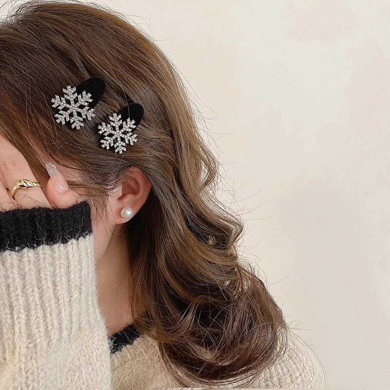 Rhinestone Snowflake Pearl Hair Clip Winter Girls Small Sweet Bobby Pins Women Fashion Retro Flower Hairside Headwear Accessorie