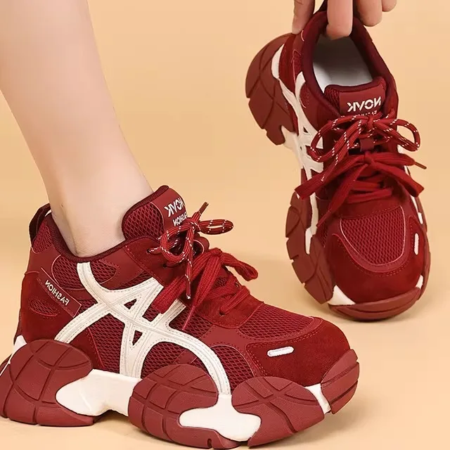 

Women's Casual Thick Bottomed Leather Dad Shoes Fashionable Low Top Breathable Comfortable Sporty Spring Summer Footwear