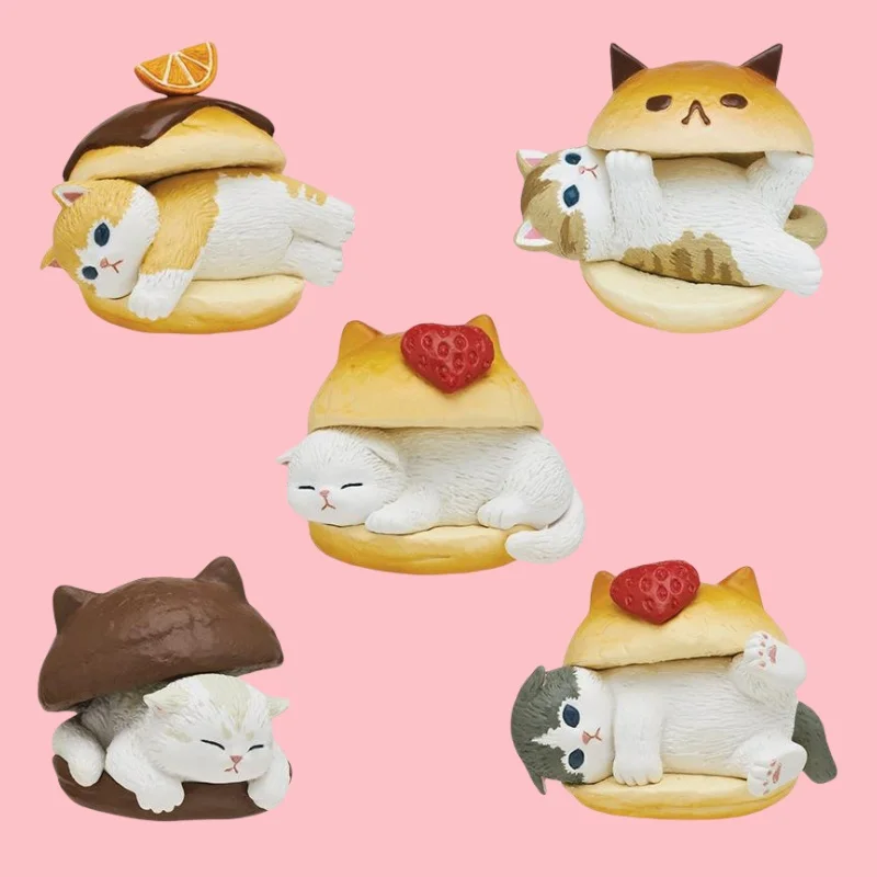 

5pcs Burger Series Shark Themed Clothes Cartoon Anime Figures Kawaii Cat Collectible Souvenir Desk Decoration Gift for Kids