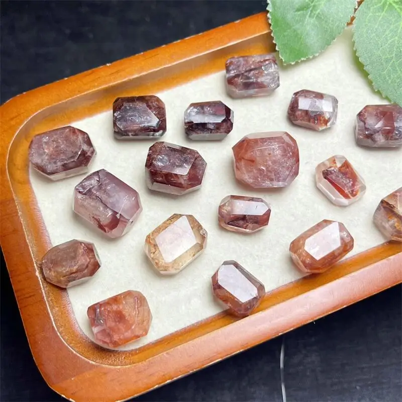 5PCS Natural Freeform Red Fire Quartz Hematoid Crystal Crafts Energy Gemstone Healing Stone Crystal Carved Plant Gift 15-20MM