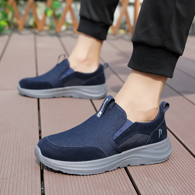 

One-pedal men's shoes summer mesh fly-woven breathable old Beijing cloth shoes dad men's light exercise walking travel