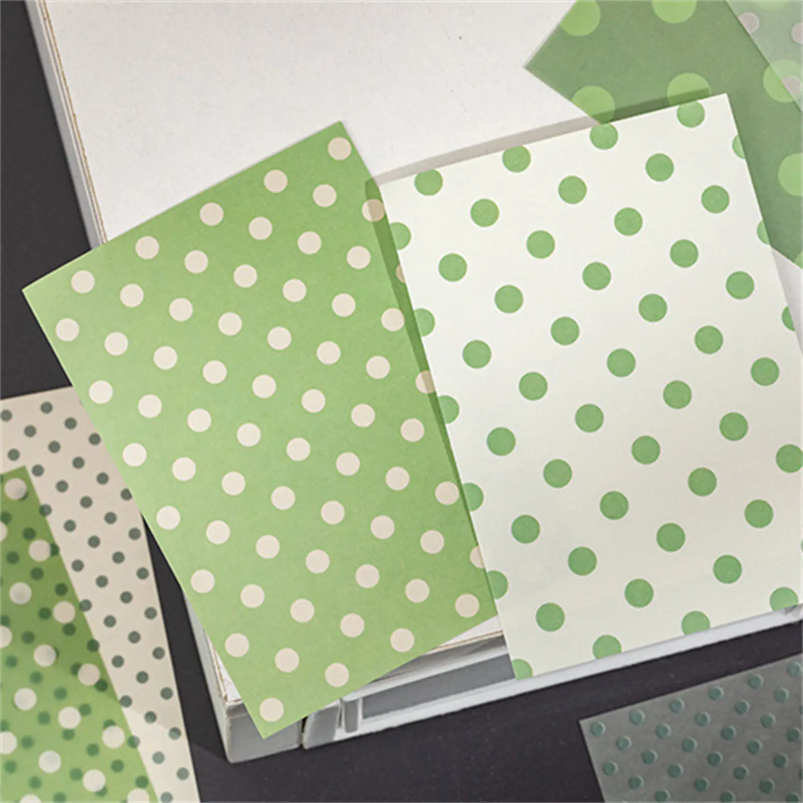 50pcs Creative Polka Dot Decor Scrapbook Vintage Material Paper Kit DIY Junk Journal School Photo Album Retro Background paper view 5