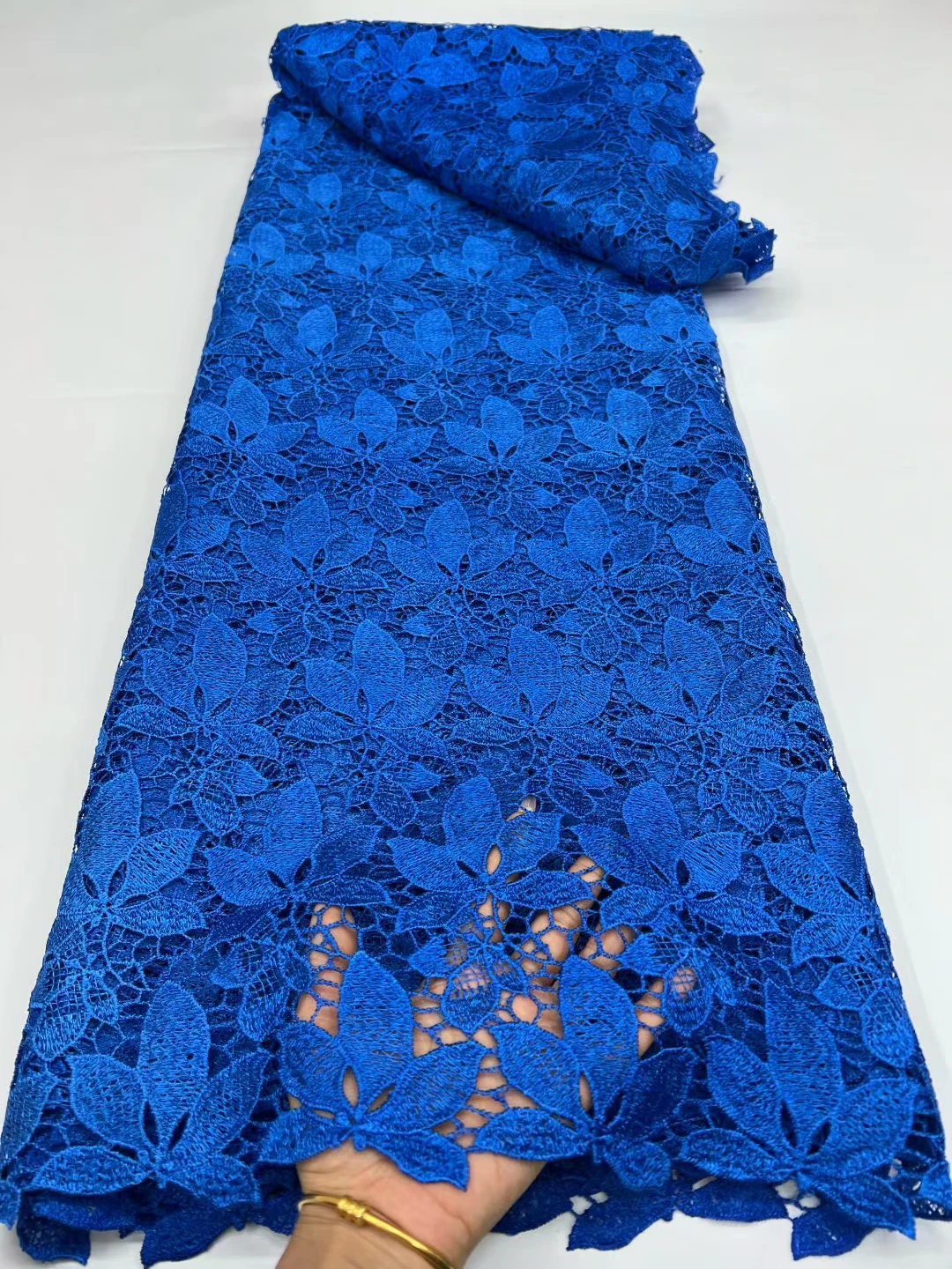 

LRFG69 Royal blue!Good quality African water soluble lace fabric,beautiful embroidered guipure cord lace for party/wedding dress