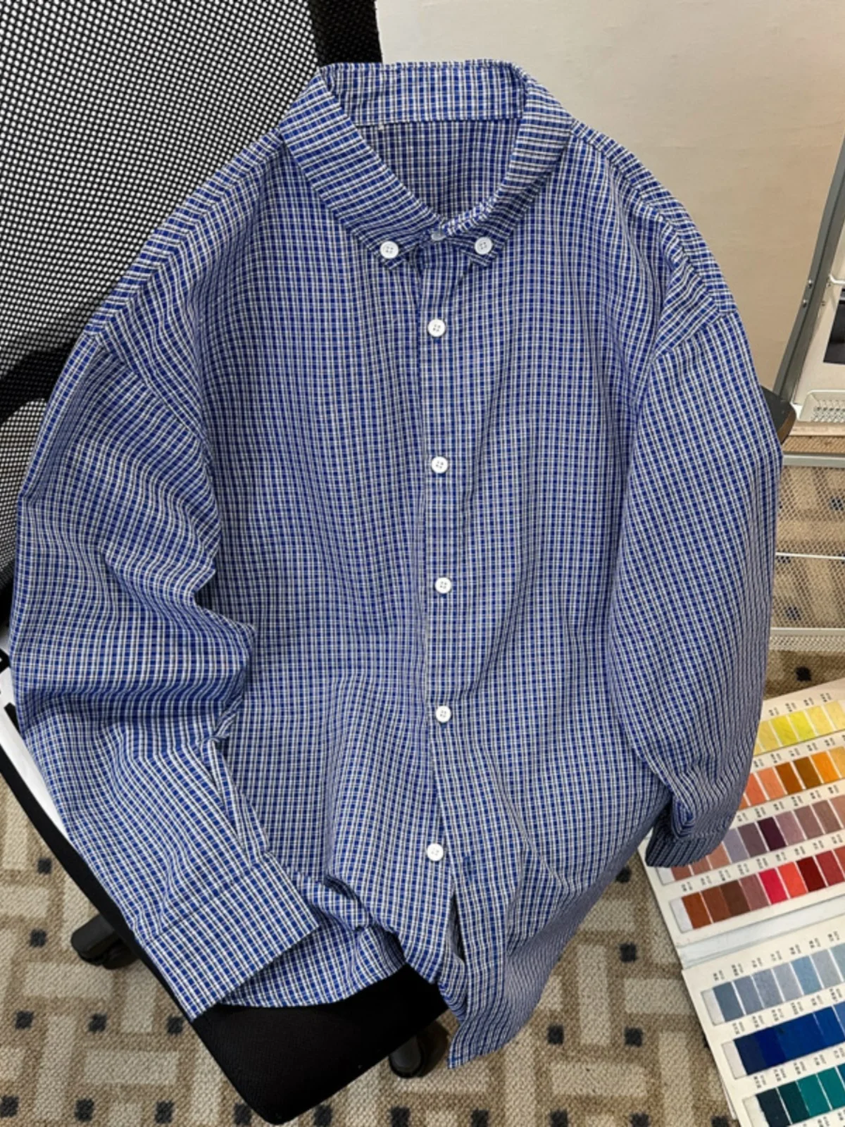 

Мужская винтажная свободная куртка в синюю клетку на пуговицах, осенне-зимняя, модная, брендовая, молодежная, повседневная, с длинным рукавом