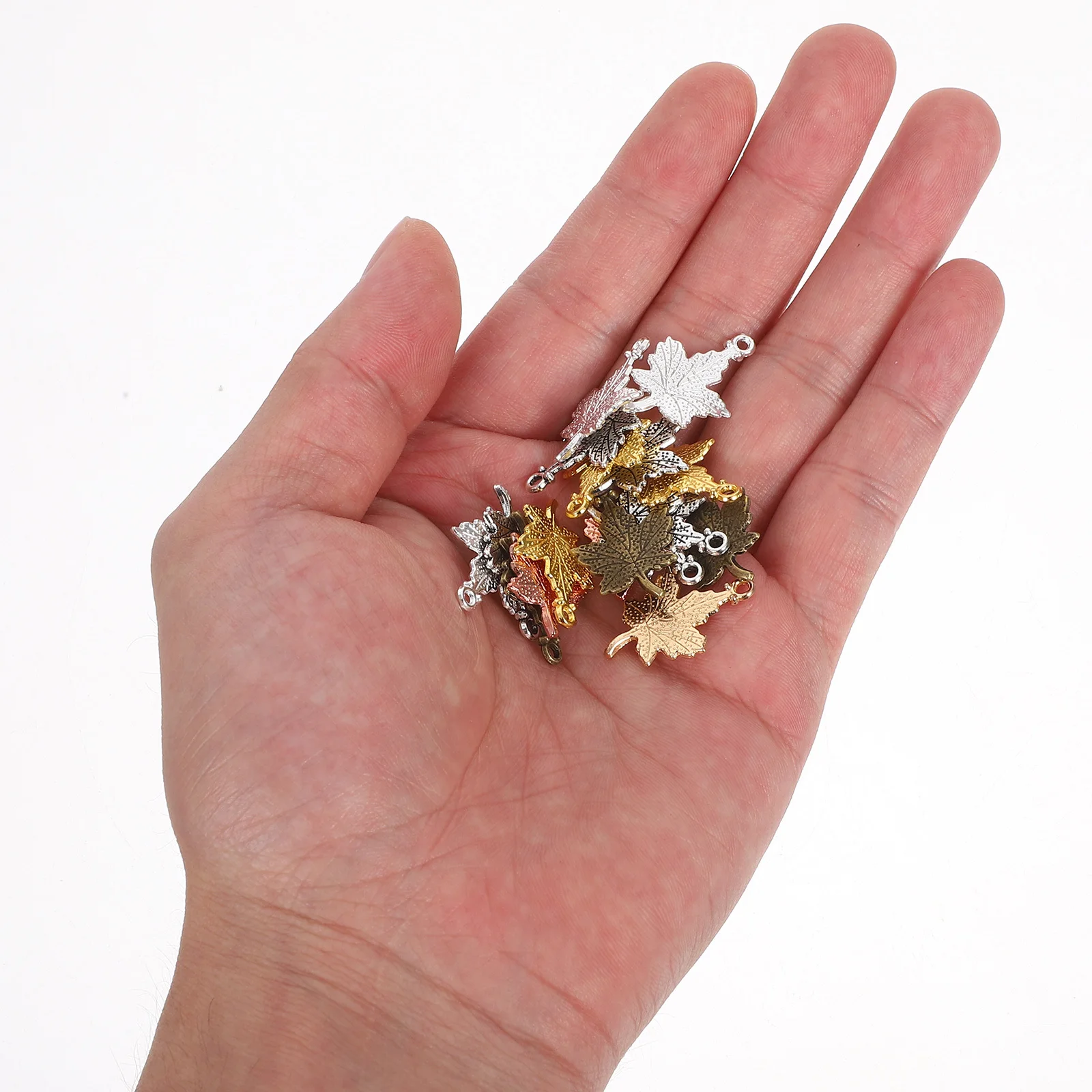 

90pcs Maple Leaf Pendant Alloy Diy Jewelry Making Charms Set For Necklace Bracelet Keychain Craft Scrapbooking Dangle Pendant