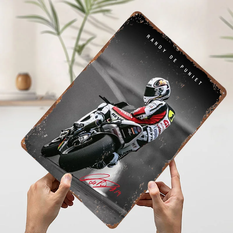 랜디 드 푸니에 오토바이 레이싱 틴 사인 벽 장식 포스터 차고 장식 빈티지 금속 사인 남성 공간 장식용