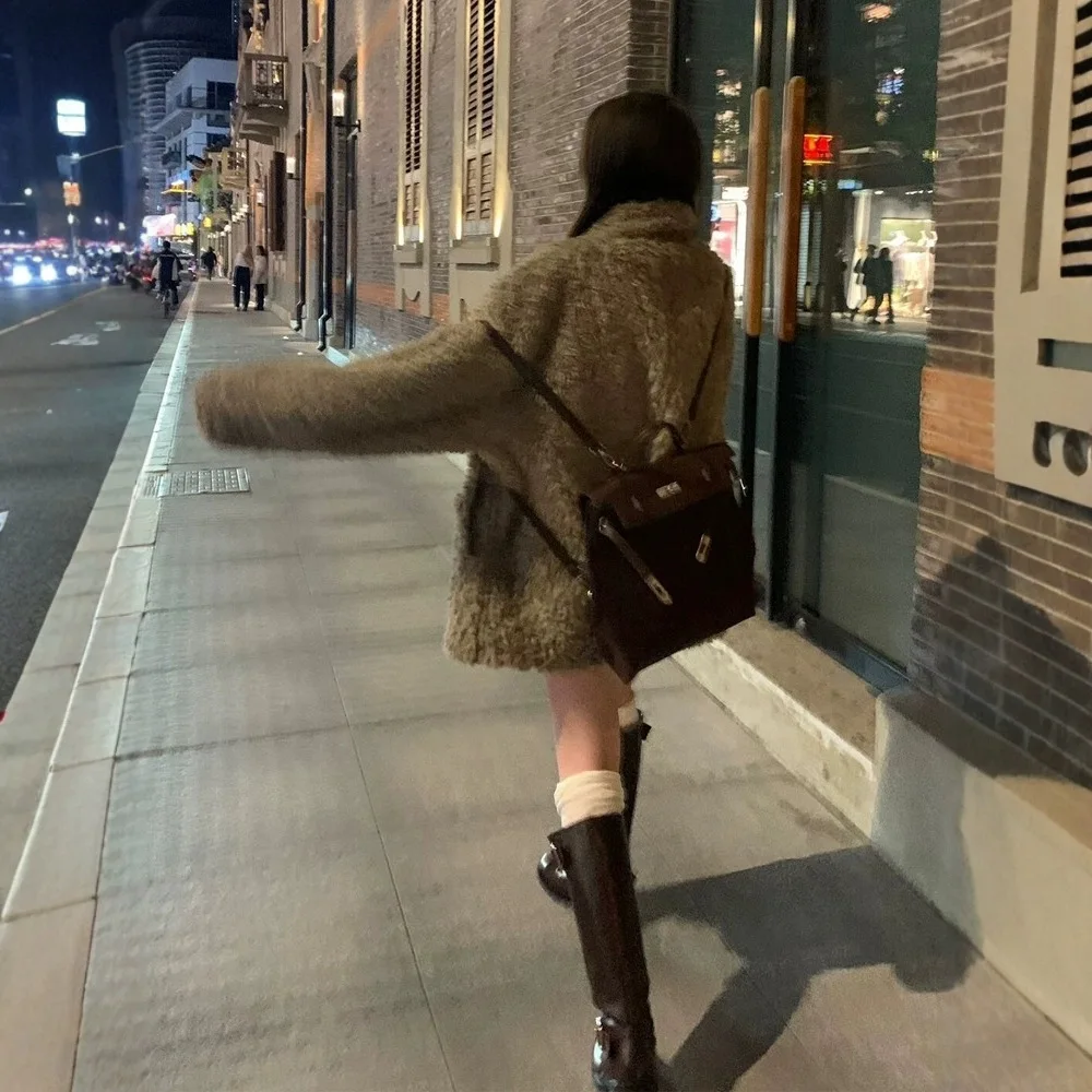 Double-sided Lamb Wool Coat for Women, Mid-length, Loose-fitting, High-quality Warm Cotton and Fur Coat.
