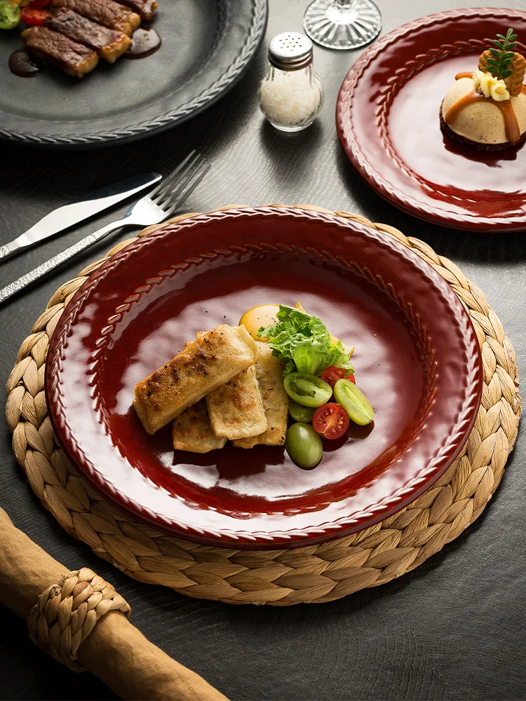 

Featured red plate, creative personality, home American steak dinner plate, ceramic western tableware, kiln into hotel tableware