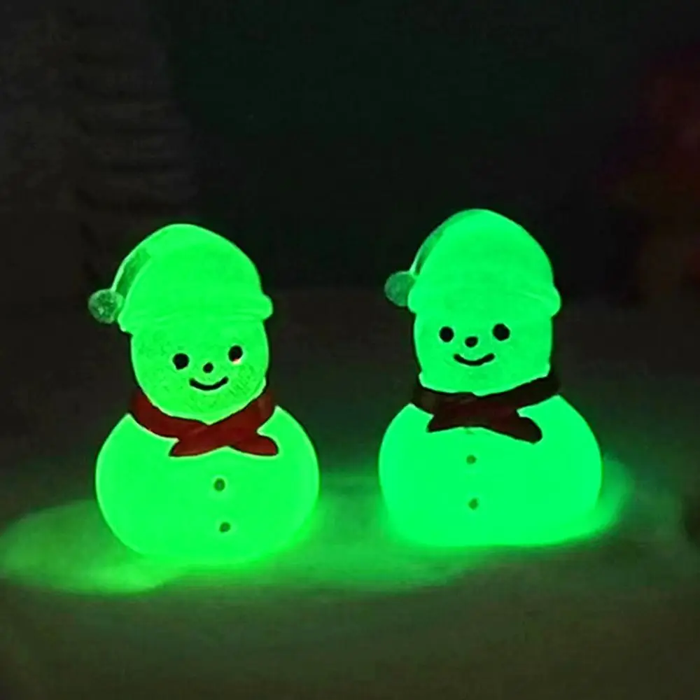 Мультяшная-рождественская-фигурка-снеговика-светящаяся-в-темноте-поделки-из-смолы-мини-украшение-снеговика-сделай-сам-милая-светящаяся-статуя-снеговика