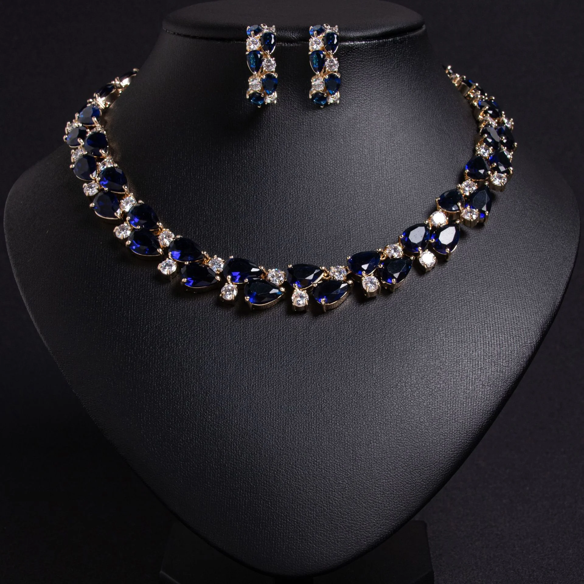 

New European Luxury Water Drop Zircon Jewelry Set, Necklace & Earrings, Bridal Accessories Wholesale