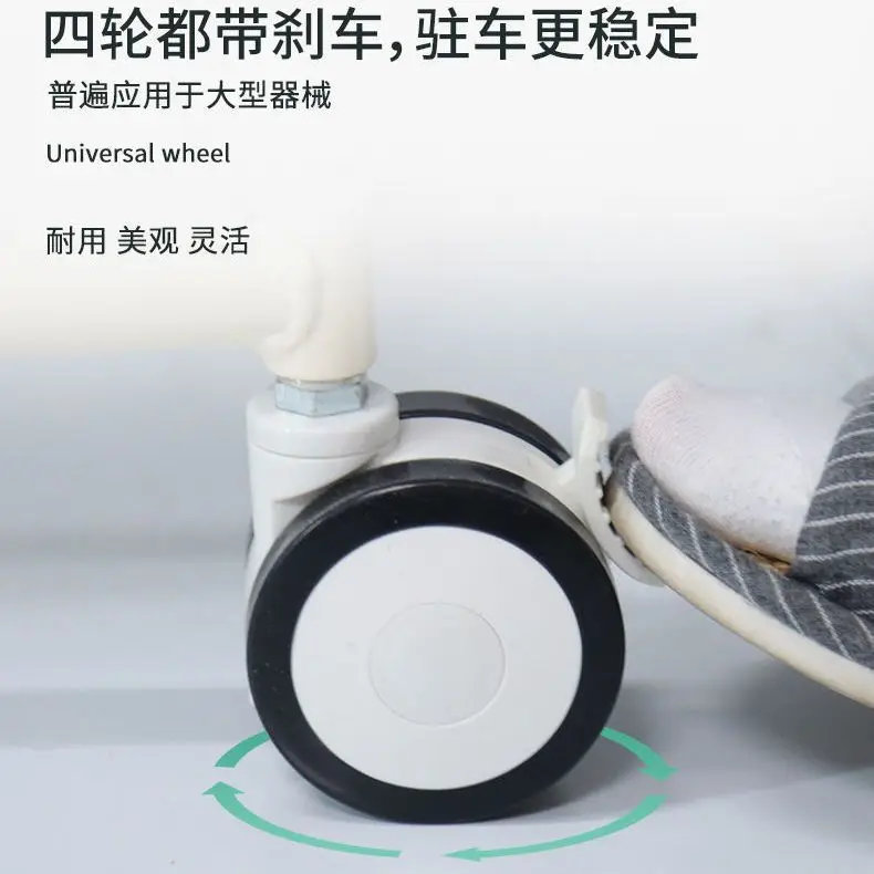 Toilet chair hemiplegic toilet with wheels can be pushed to care for patients. Home with toilet for bathing.