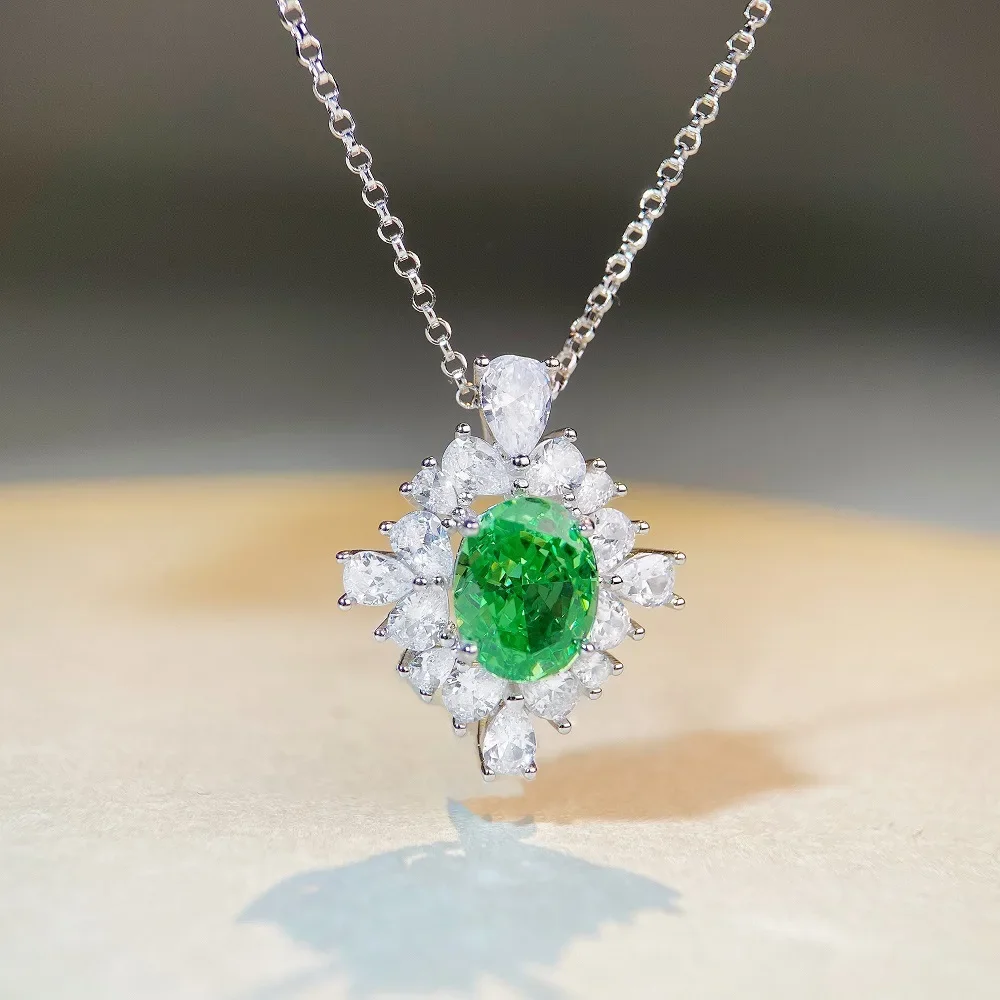 PT950 Platinum Emerald Cut Necklace for Women with Paraiba Green Pendant