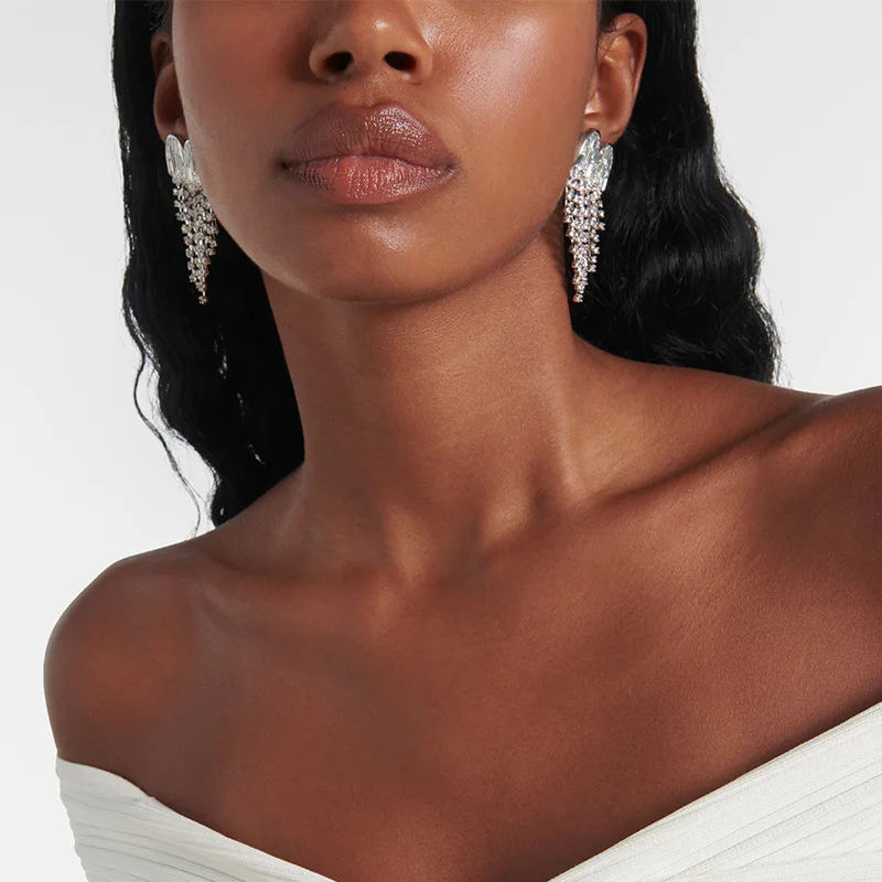New love fringed earrings temperament rhinestone earrings fashion catwalk accessories women's earrings