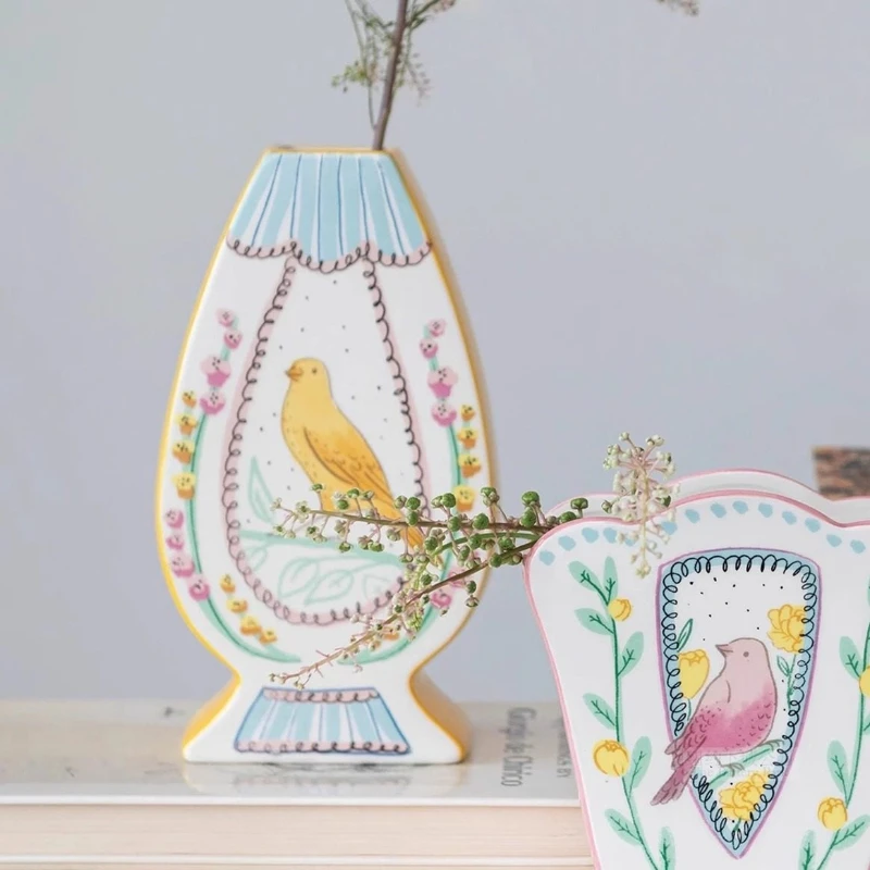 

Nordic Style Ceramic Vase Colorful Striped Flower Vase Handmade Decorative Ornament Ideal Gift for Dining Table Home Decoration