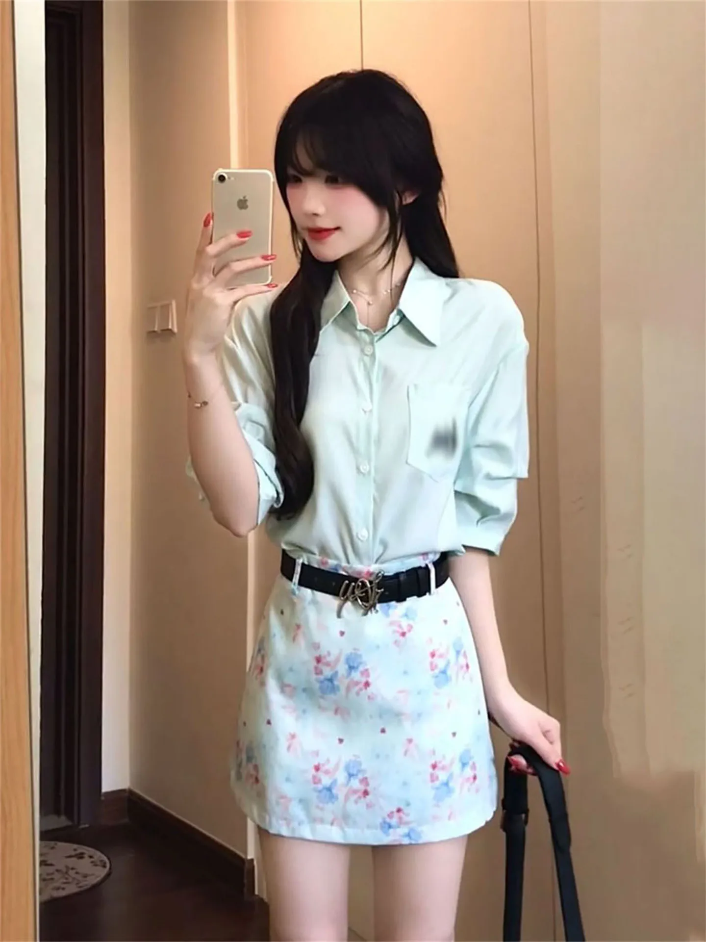 

Mint Green Short Sleeve Shirt And High Waist Floral Skirt Set Summer Fashion Outfit Women's Regular Fit Sunscreen Clothing