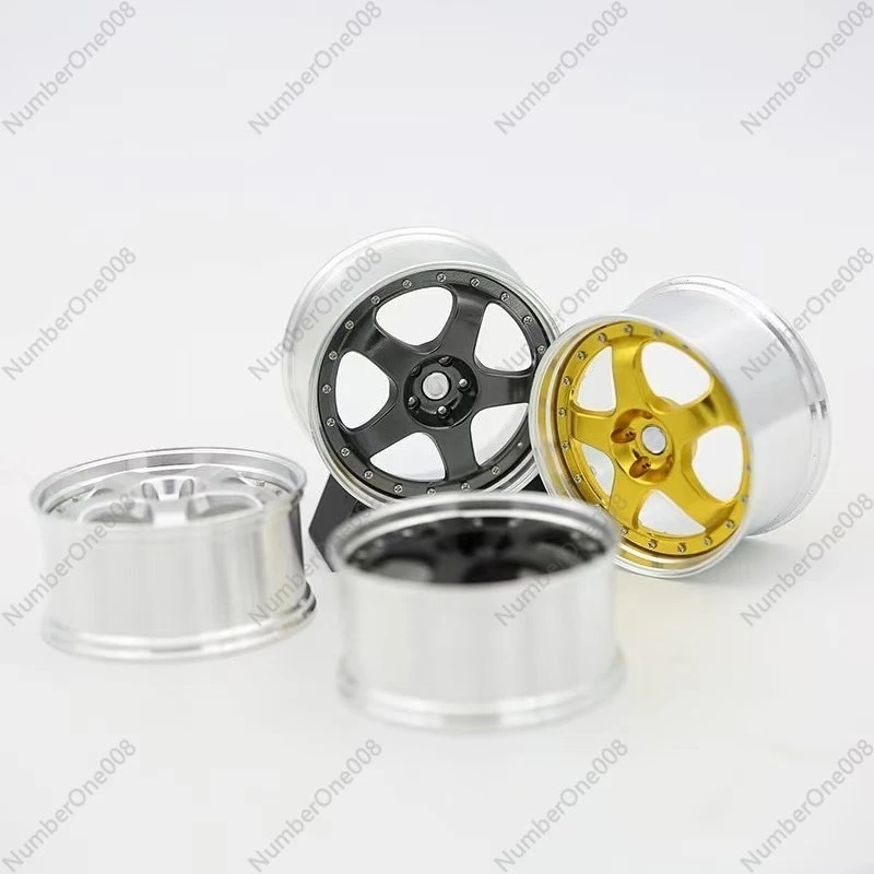 

Alloy Wheel-Shaped Air Freshener, Rotating Vent Clip for Car Decor