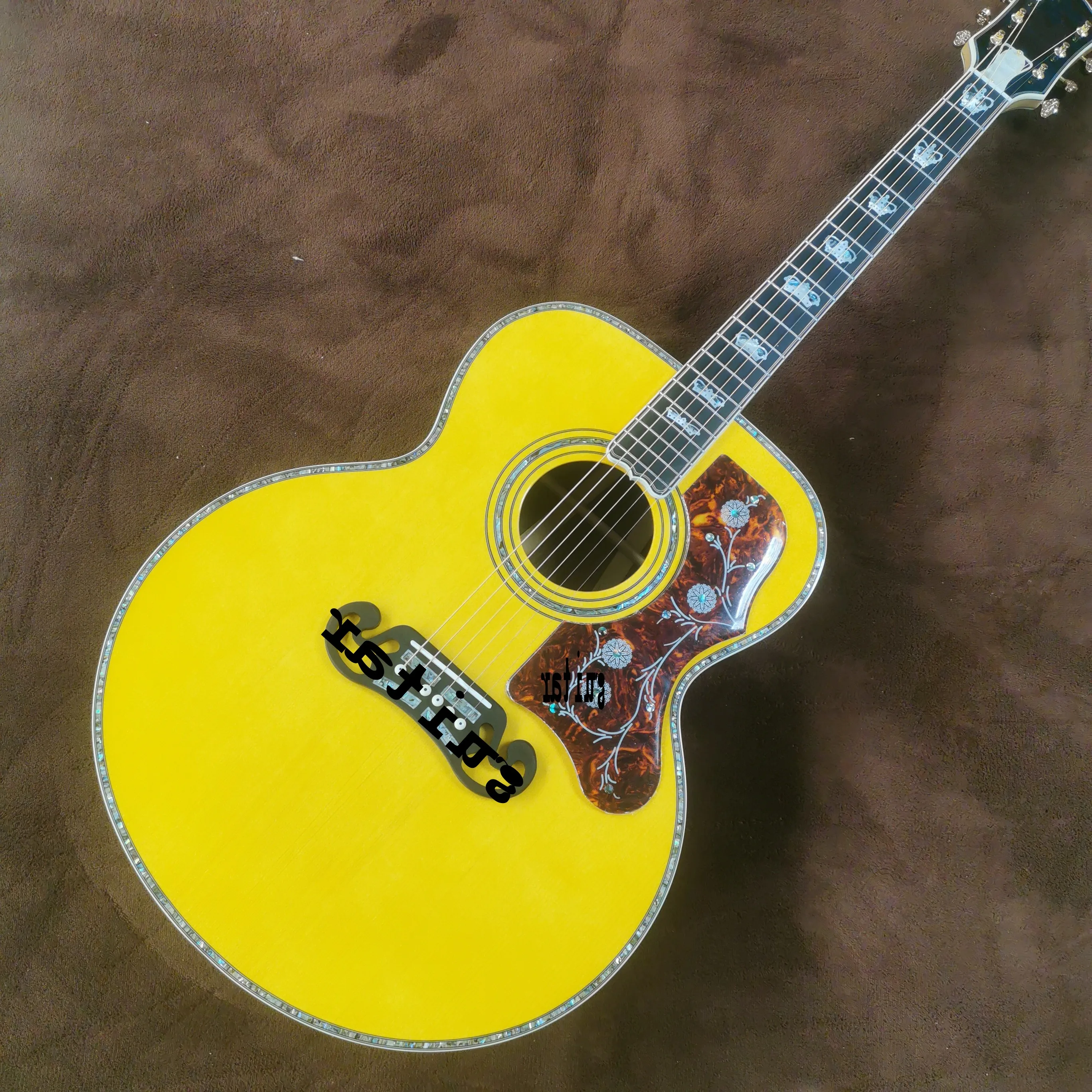 

43 inch Jumbo mold limited edition yellow glossy acoustic acoustic guitar