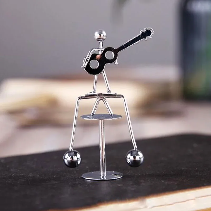 Mini Iron Man Metal Perpetual Balance Physics Science Pendulum Newton Cradle Tumbler Desk Toy Home Decor Miniature Figurines