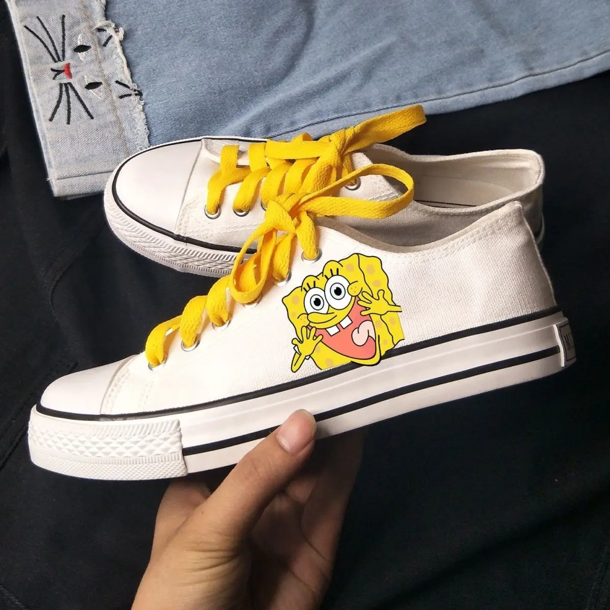 SpongeBob SquarePants Cartoon Image Low Top Canvas Soft Sole Wear Anti Slip Youth Student Campus Style plus size women shoes