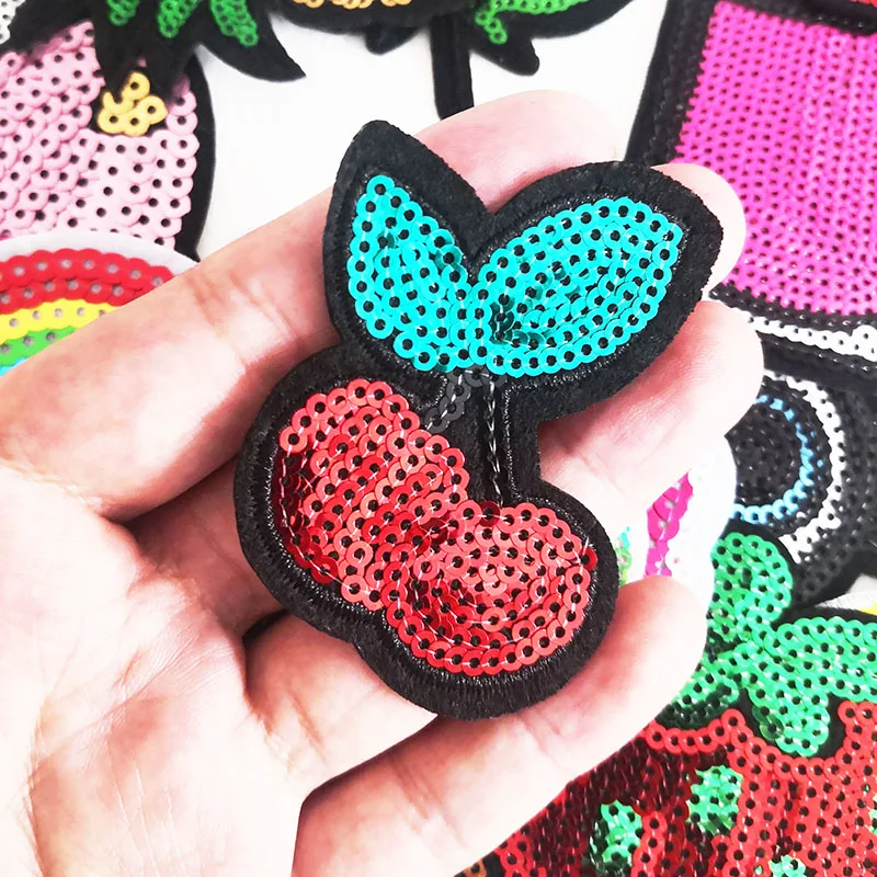 25Pcs/lot Mixed Sequins Clothes Patches Ironing for Jackets Jeans Girls Stickers Sequined Appliques DIY Cloth Decoration