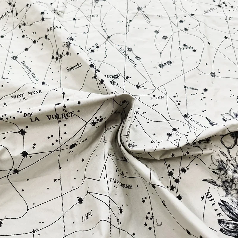 

Окрашенная в пряжу жаккардовая ткань Вселенная Небо жесткая ветровка пальто устойчивая к морщинам неувядающая ткань брендовая модная дизайнерская ткань для шитья