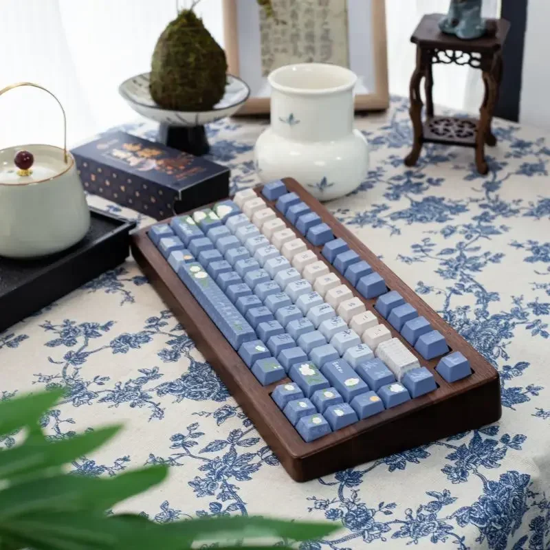 

Camellia Guofeng theme Original height 137 keys Full set of five-sided sublimation PBT mechanical keyboard keycaps