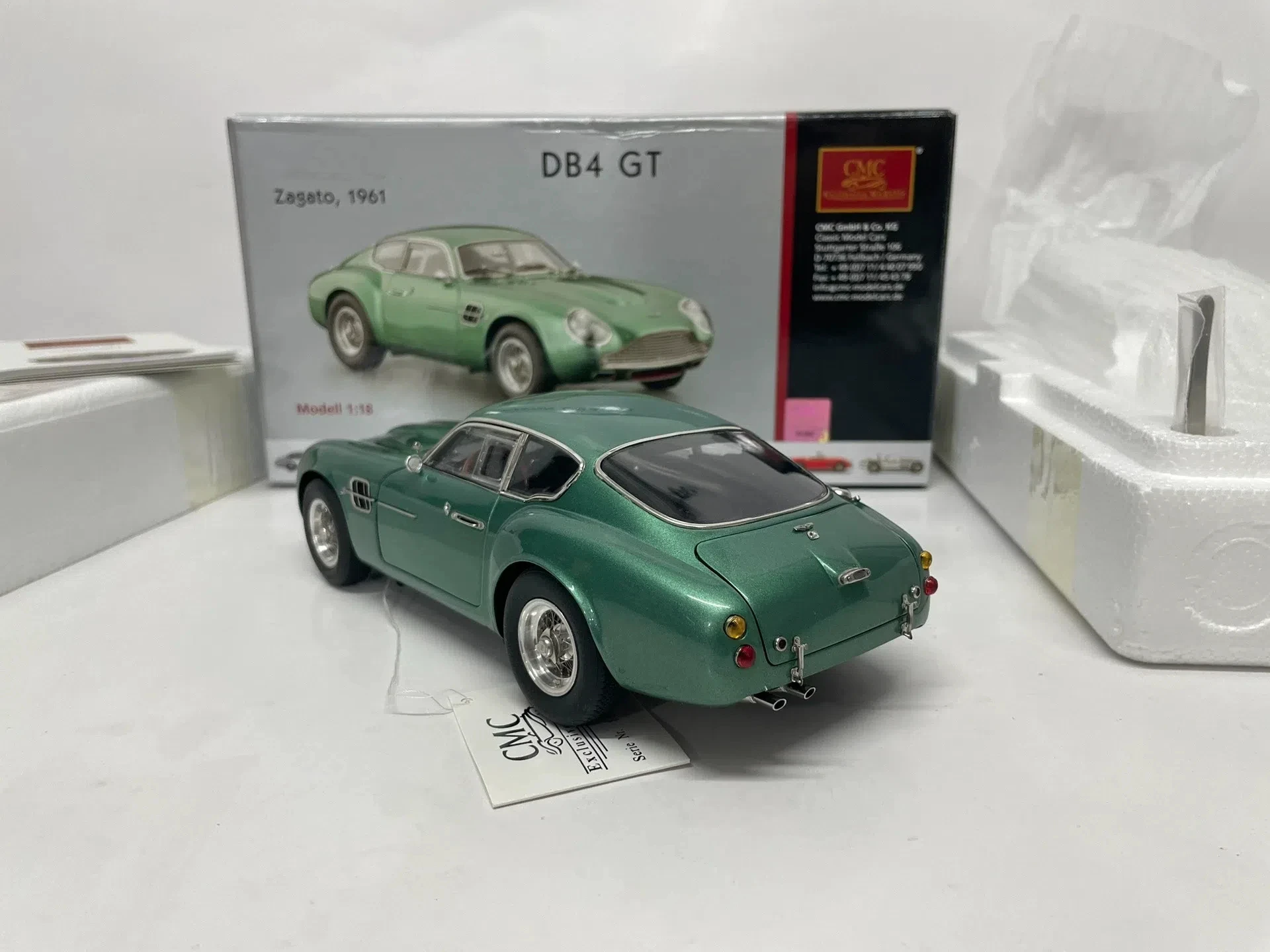 CMC 1:18 أستون DB4 GT Zagato 1961 محاكاة طبعة محدودة جميع المفتوحة سبيكة معدنية ثابتة سيارة لعبة مجسمة هدية