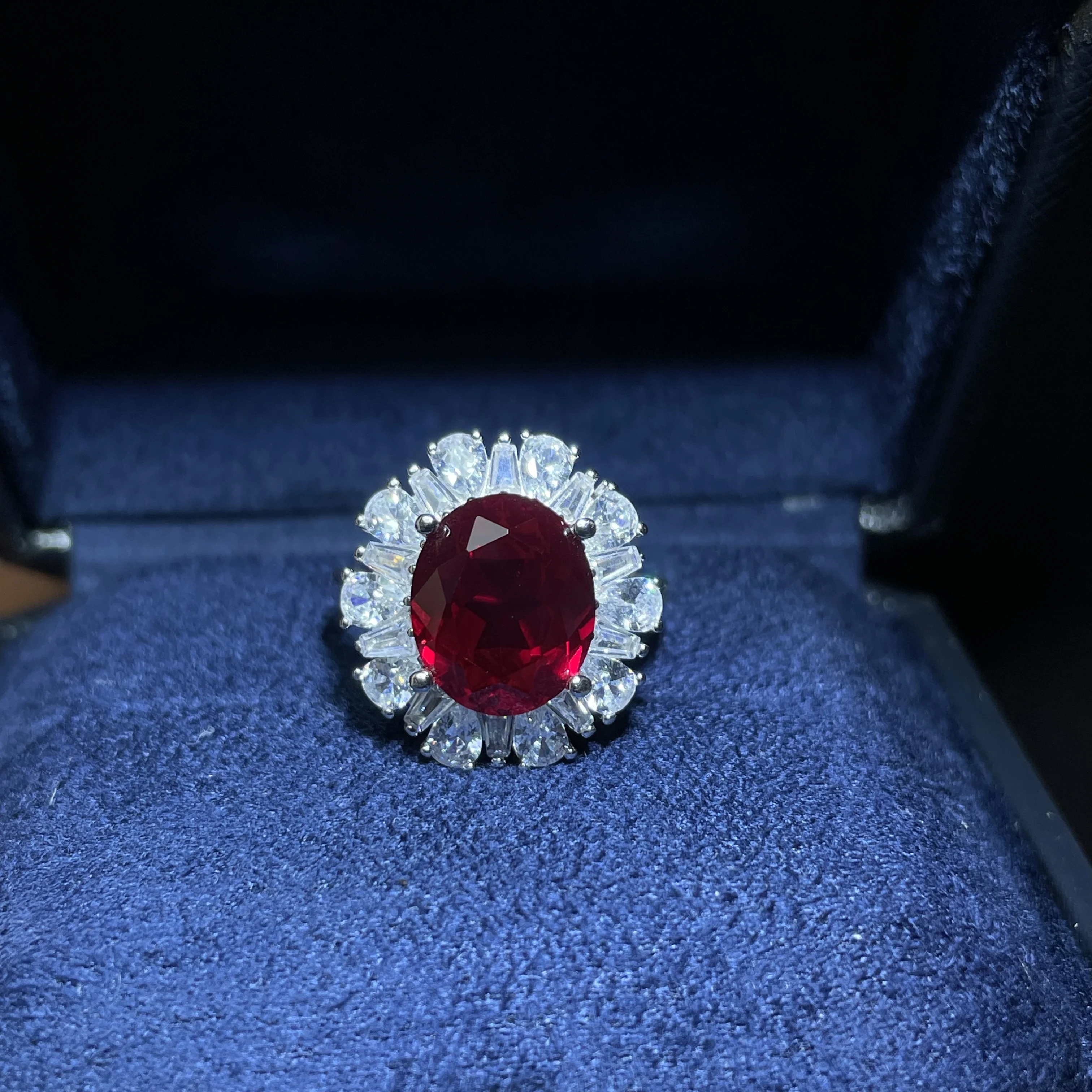 Ruby pigeon blood red ring - luxurious S925 silver wedding ring for women, jewelry for Valentine's Day, gift