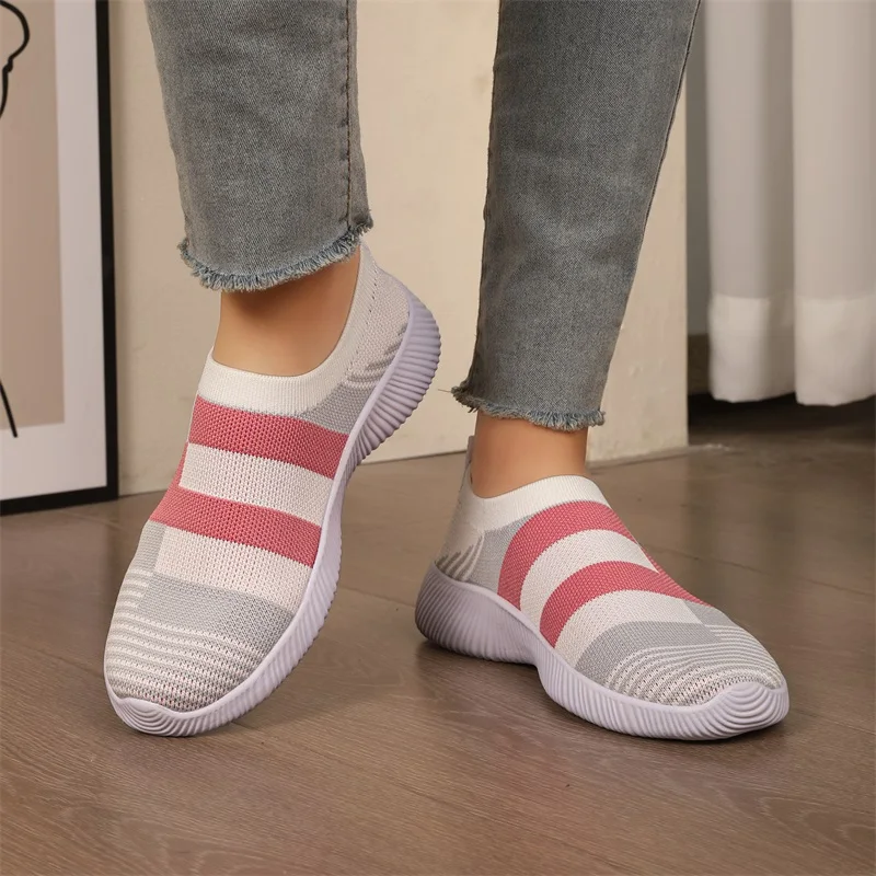 2024 Sneakers Women Walking Shoes Woman Lightweight Loafers Tennis Casual Ladies Fashion Slip on Sock Vulcanized Shoes Plus Size