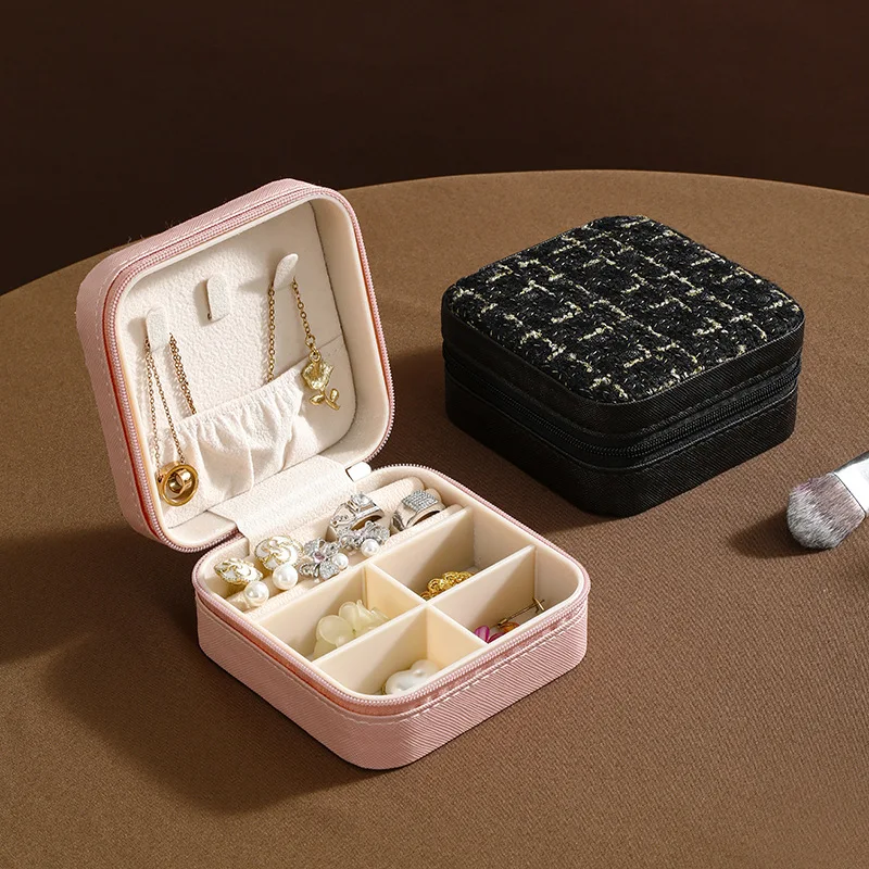 Weaving Pattern Jewelry Organizer Earring Ring Necklace Storage Box Holder Jewelry Display Travel Jewelry Case Leather Mini Size