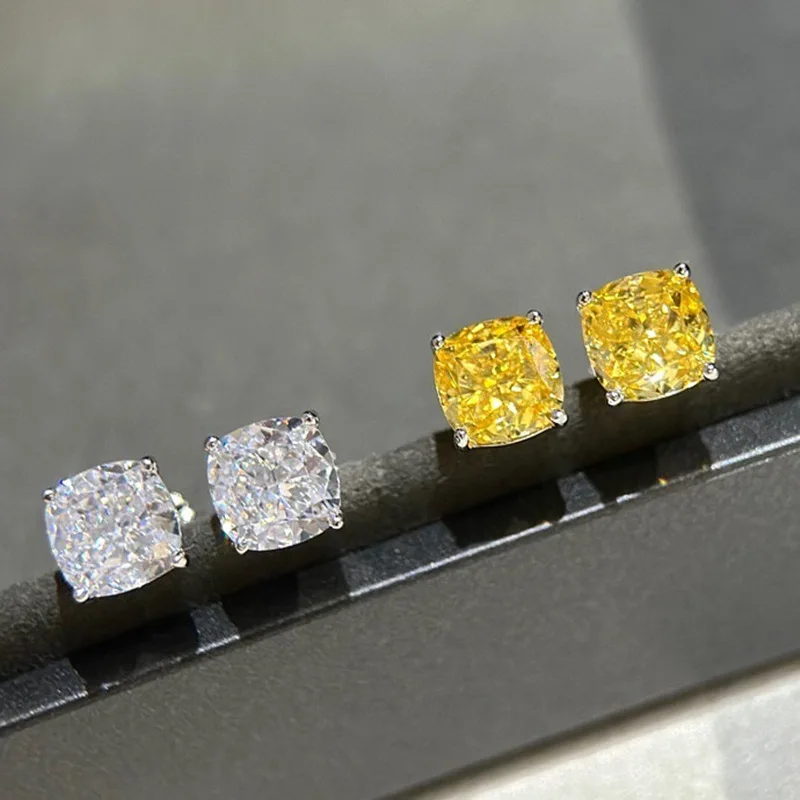 

Женские серьги-гвоздики из серебра 925 пробы