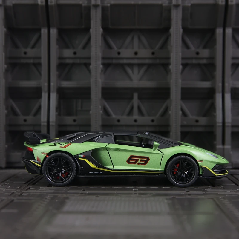 1:32 Lamborghini SVJ63 modelo de coche de aleación, puertas y capó de motor, el maletero se puede abrir para juguetes para niños