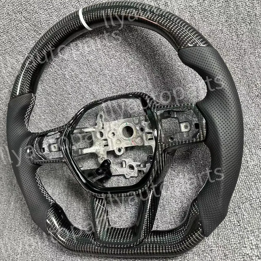 Schwarzes Lederlenkrad aus Echtcarbon für Honda Civic 11. Generation 2022-25 – Detail 3