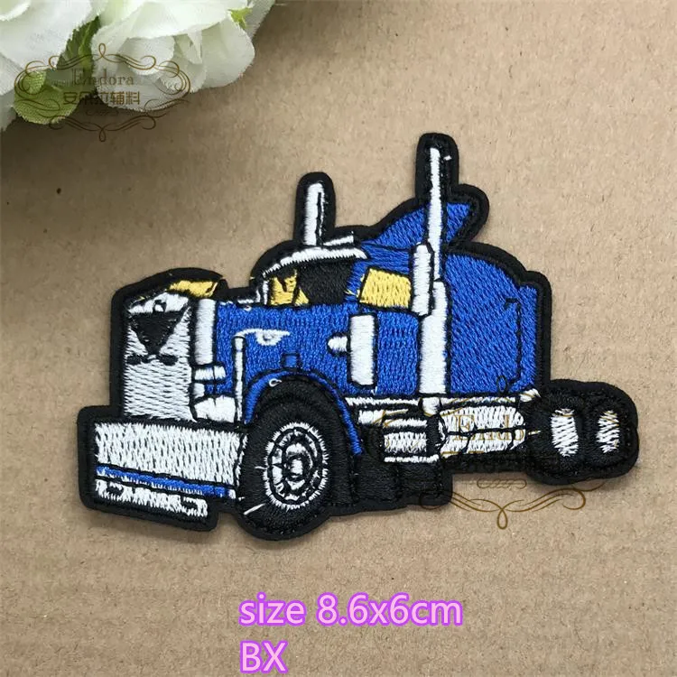 2018 New arrival 10 pcs Boy girl numbers love Embroidered patches badge iron on cartoon Motif Applique embroidery accessory diy