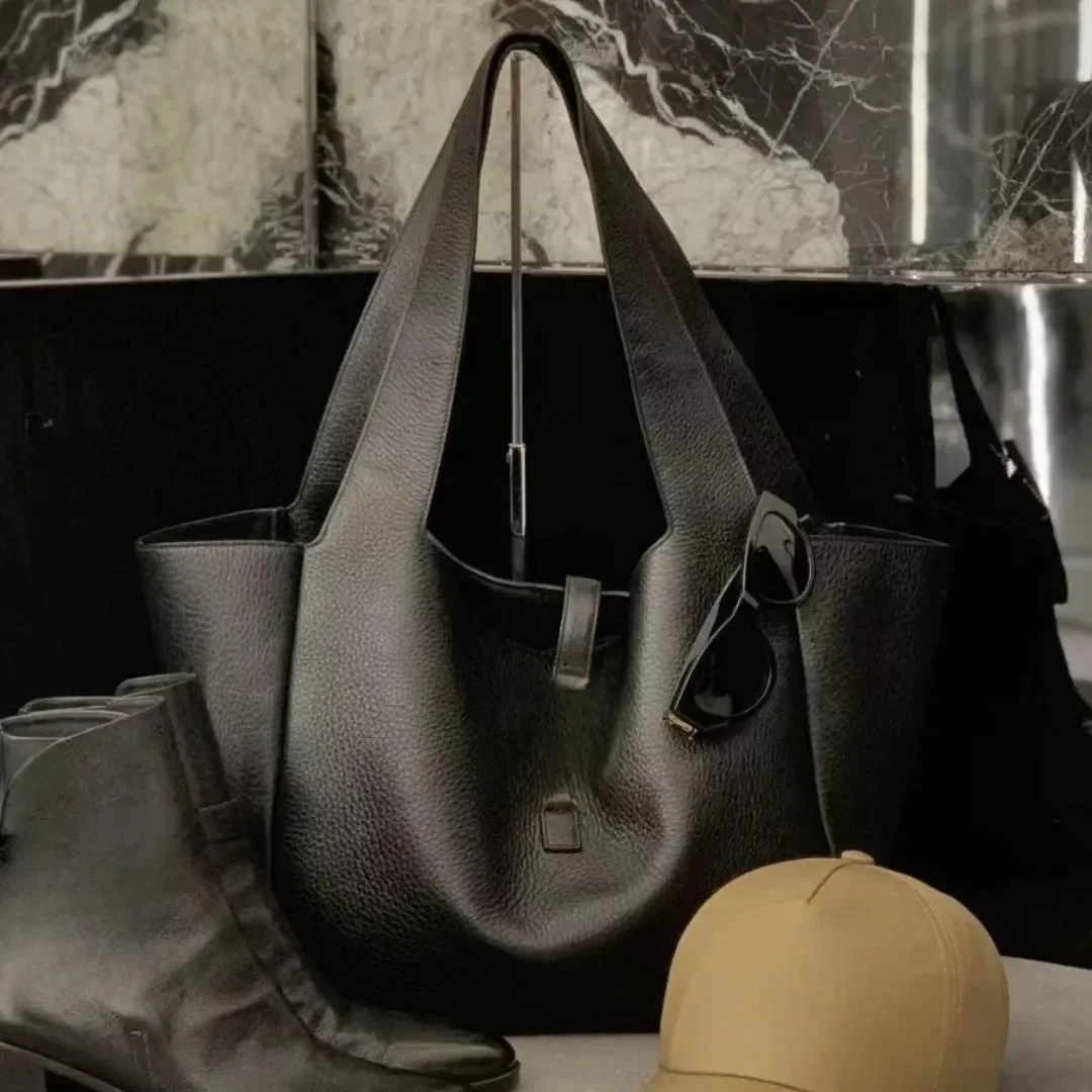 Tote BEA Bag Designer Bag Grained Leather Totes Women Handbag Luxury Shoulder Bags Large Purse Travel Shopping Bags