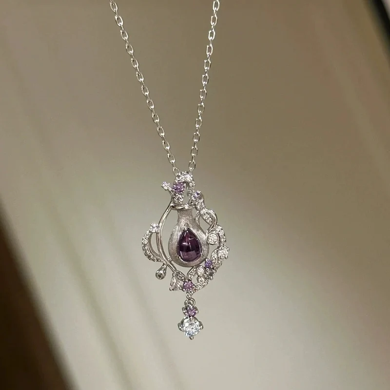 Fashionable Light Luxurious Purple Crystal Perfume Bottle Necklace Italian Brushed Magic Bottle Necklace for Women KOFSAC