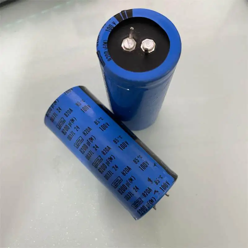 スプラグusa-82dシリーズ-8200uf-100v-hifiフィルター用電解コンデンサ-2個（回収品）