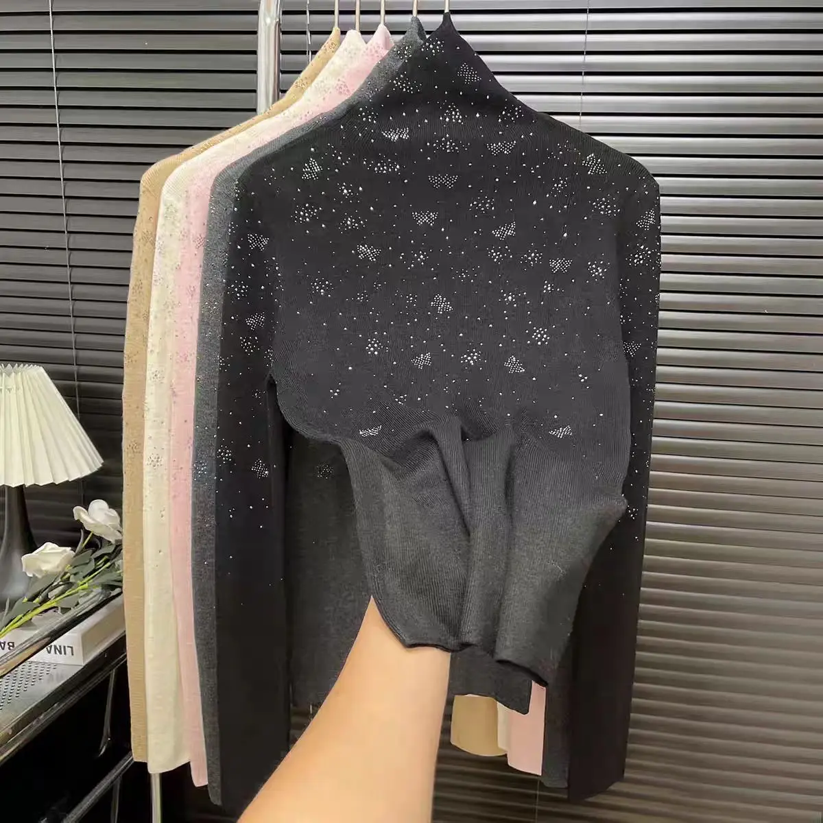 Luxury Sparkle Diamonds Hot Drilling Sweater Women Autumn Winter Turtleneck Slim Fit Knitwear Top Knitted Bottoming Pullovers