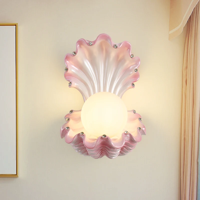 

Cream wind bedroom bedside children's room wall lamp French creative TV background wall pearl wall decoration new shell lamp