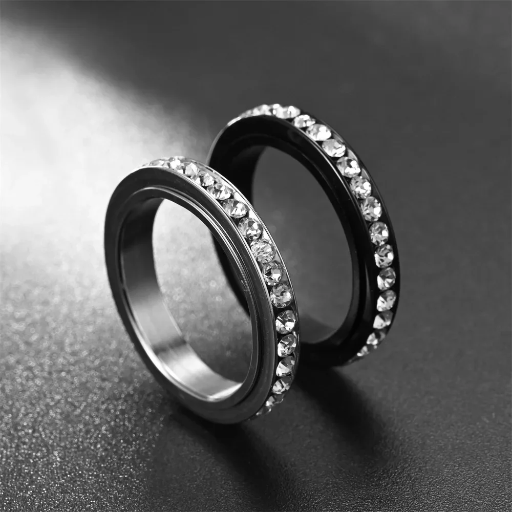 4-mm-Fingerringe aus Edelstahl mit drehbarem Kristall für Damen, als Hochzeitsring, für Herren, modischer Schmuck für Jubiläen und Partys. – Detail 4