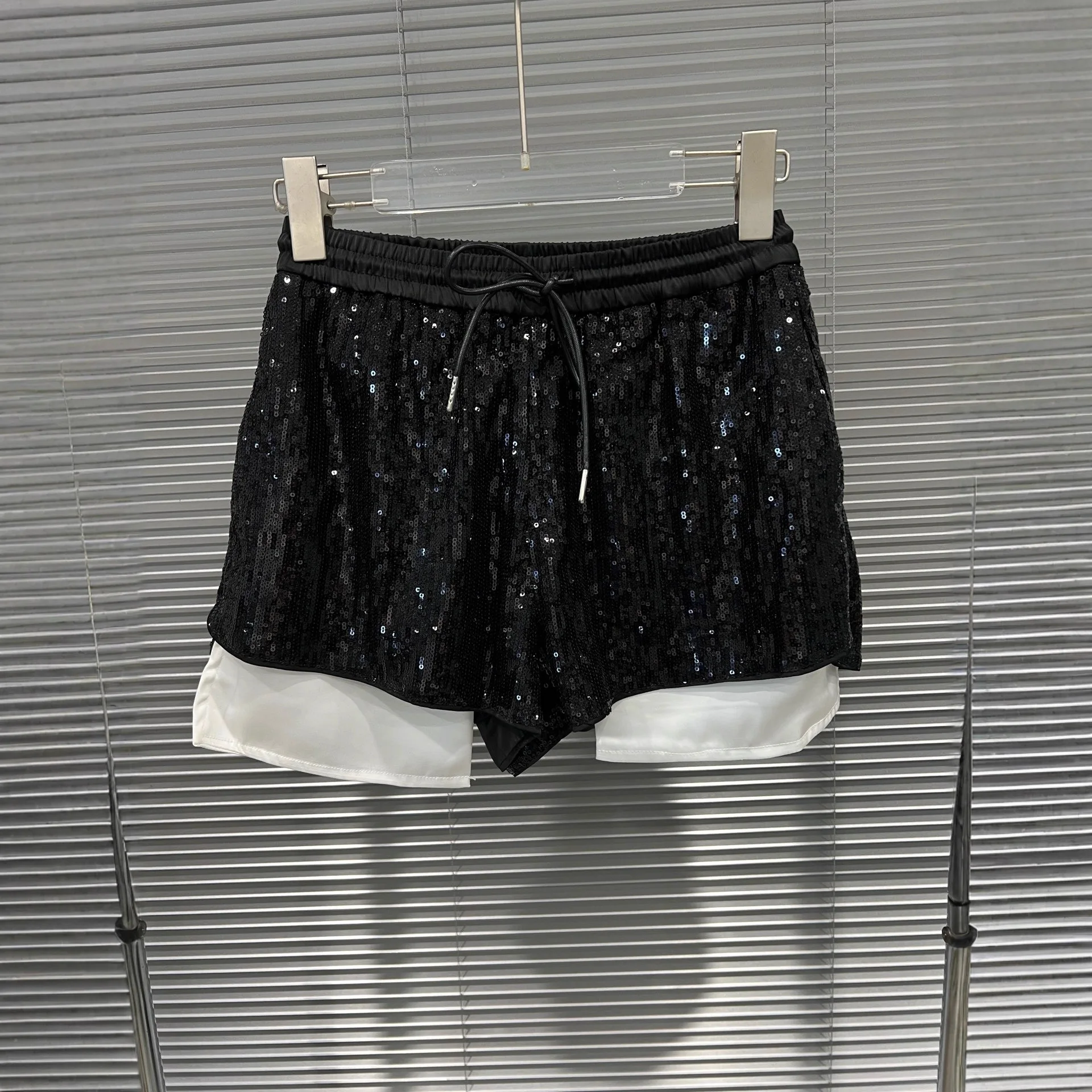 High Street Dark Balck Shorts Women's Elastic Waist Summer New Sparkling Sequin Casual Fashion Shorts