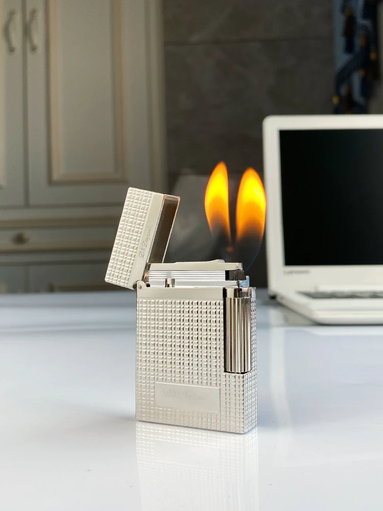 

Vintage Style Windproof Gas Lighter with Bright Sound Brass Shell for Cigarettes Men's Gift New Arrivals