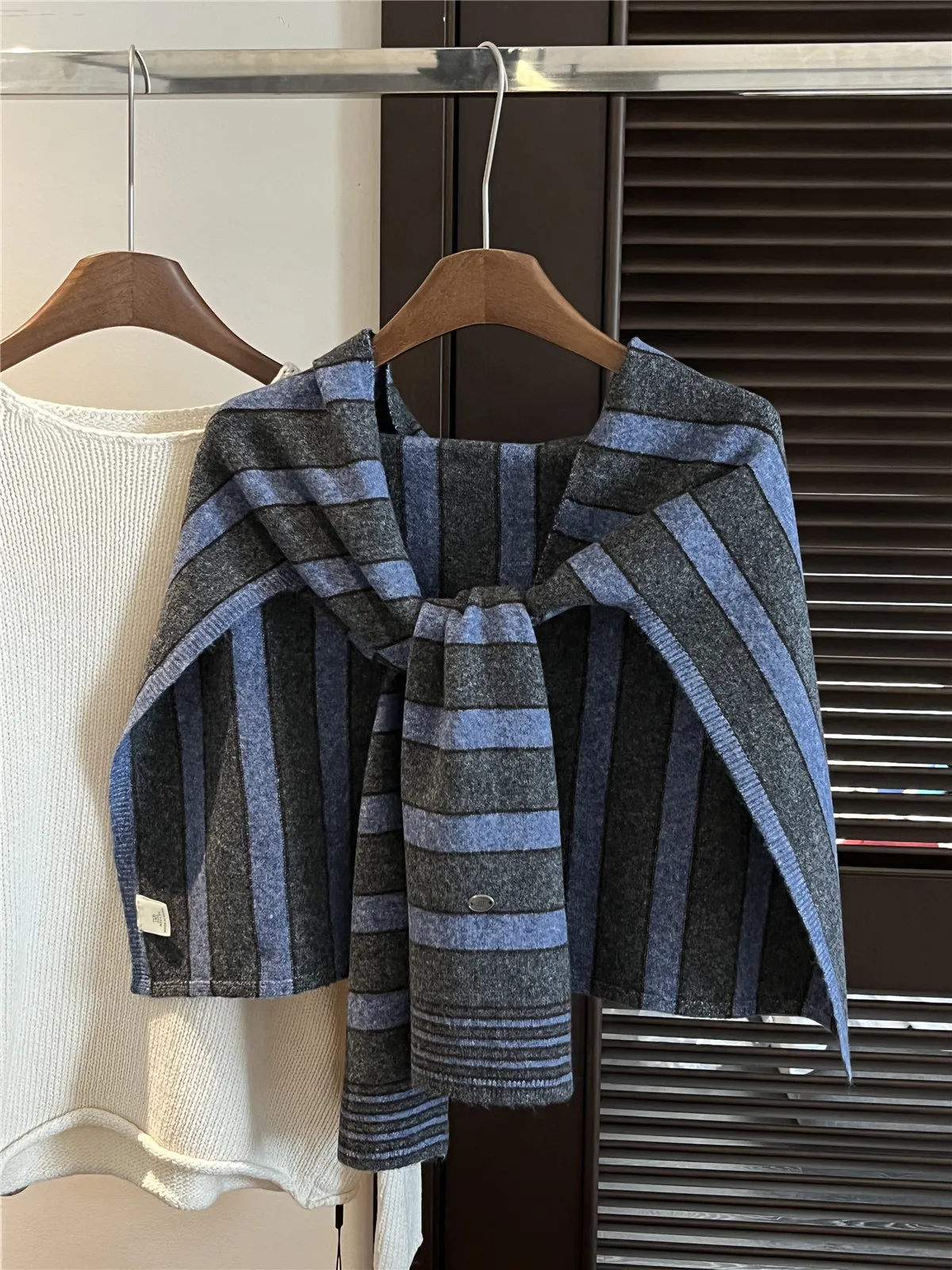 Gray Blue Stripe Knitted Scarf Women's Autumn Winter Warm College Style Retro Shoulder Wrap Decorative Lazy Fashion Polyester...