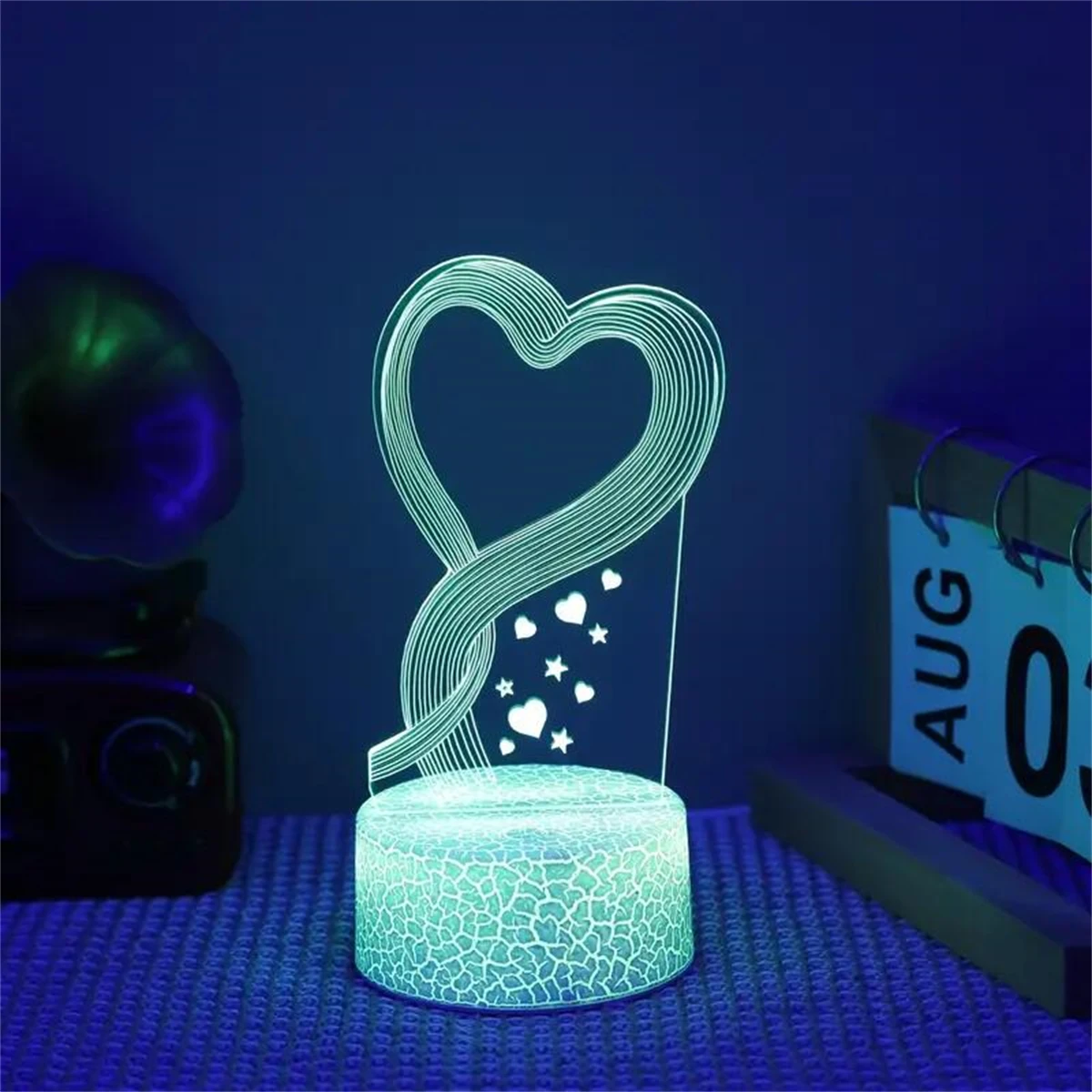 1pc  Flowing Light Heart  3D Night Light, 3D Optical Illusion Lamp With Touch, 7-Color Changing Ambient Light For Bedroom