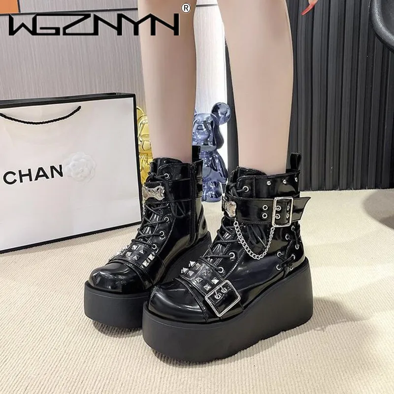 

Women's Rivet Chain Design Boots 2024 New Punk Gothic Shoes Large Size Street Fashion Female Modern Cosplay Boots Platform Botas