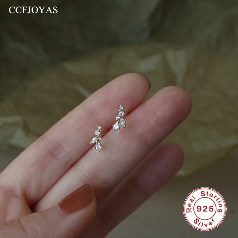

CCFJOYAS 925 Sterling Silver Leaves Shaped Stud Earrings for Women Japanese and Korean style Simple ins Clear Zircon Studs
