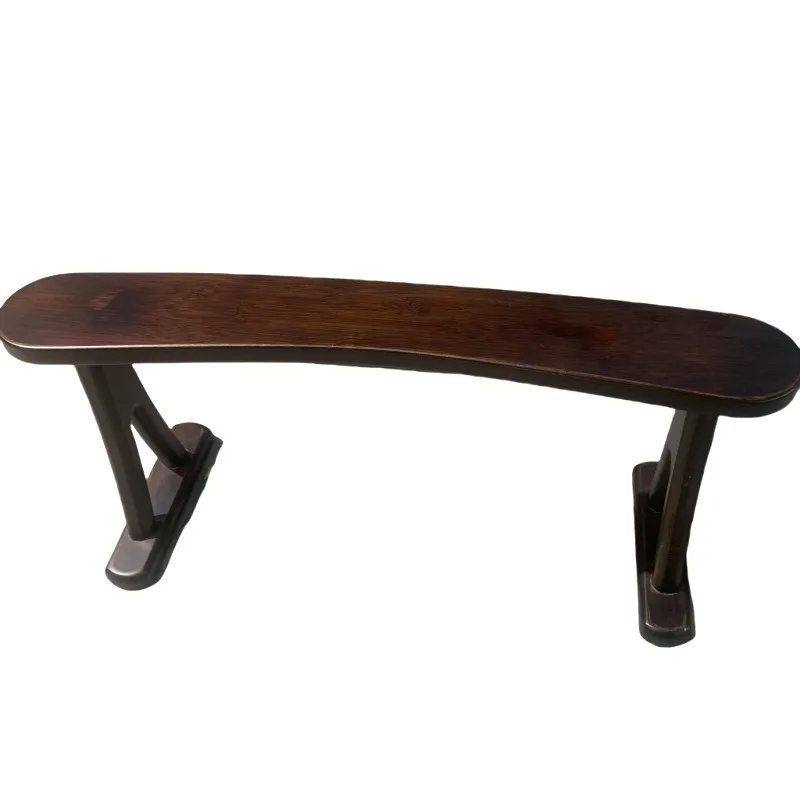 How many tatami mats rely on the armrest to set up the side?
